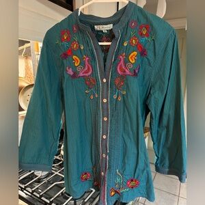 Johnny was 3 J workshop shirt size M